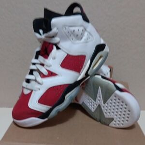 Jordan Retro 6 Gradeschool Carmine